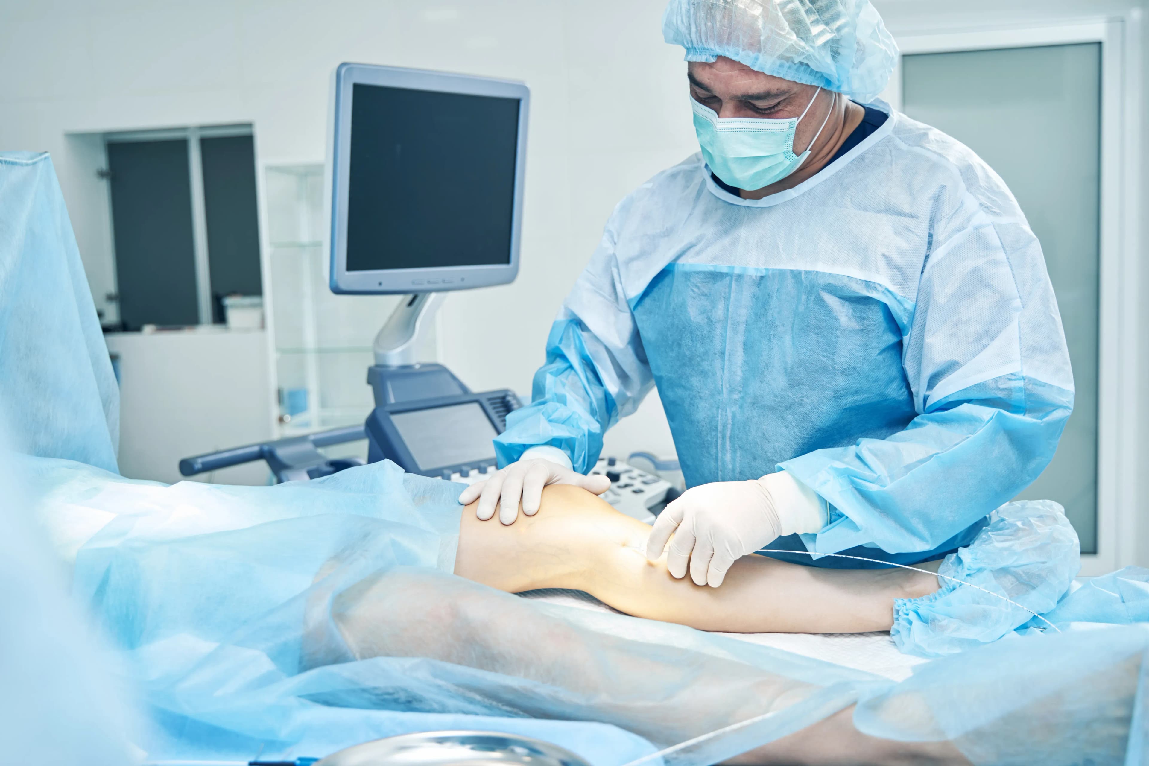 Facharzt für Lasertherapie bei Krampfadern in Österreich